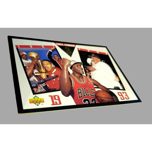 1993-94 Upper Deck MICHAEL JORDAN Three Straight '91 '92 '93 NBA Card #SP-4 HOF - Picture 9 of 11